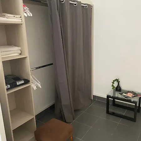 2 Pieces Centre Ville Proche Gare/tram * Nizza